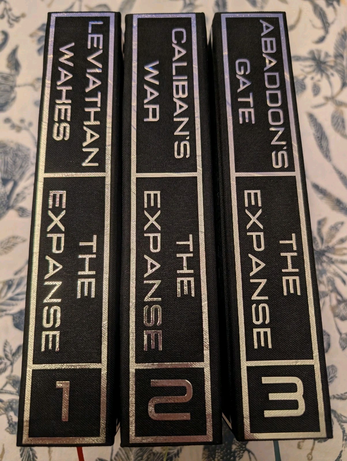 The Expanse 1-3 Trilogy Custom Rebound Hardcover Collector&rsquo;s Edition Series