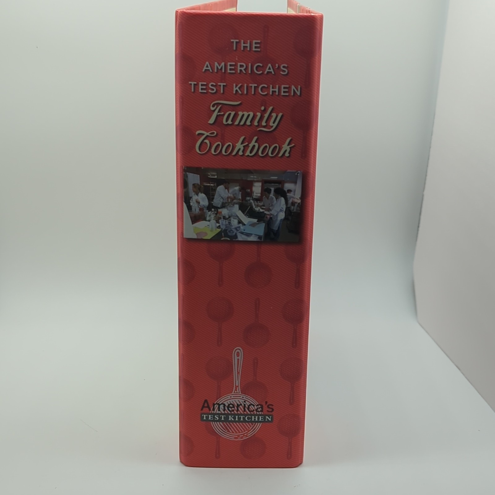 America&rsquo;s Test Kitchen Family Cookbook Ring/Wire Bound 2006 Illustrated