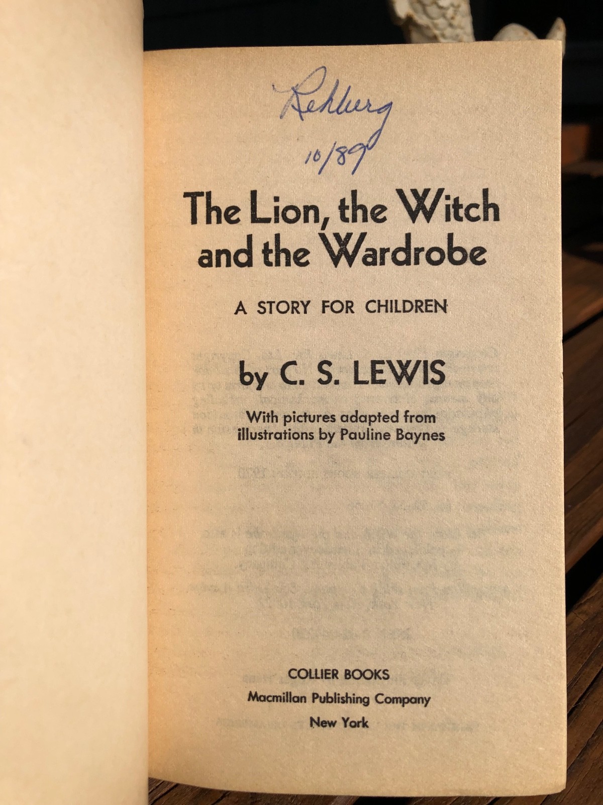 The Lion, the Witch and the Wardrobe CS Lewis First Collier Books Edition 1970
