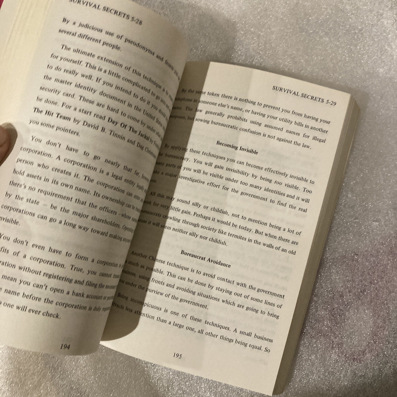 HOW TO SURVIVE & PROSPER IN THE NEXT AMERICAN DEPRESSION WAR OR REVOLUTION 1978