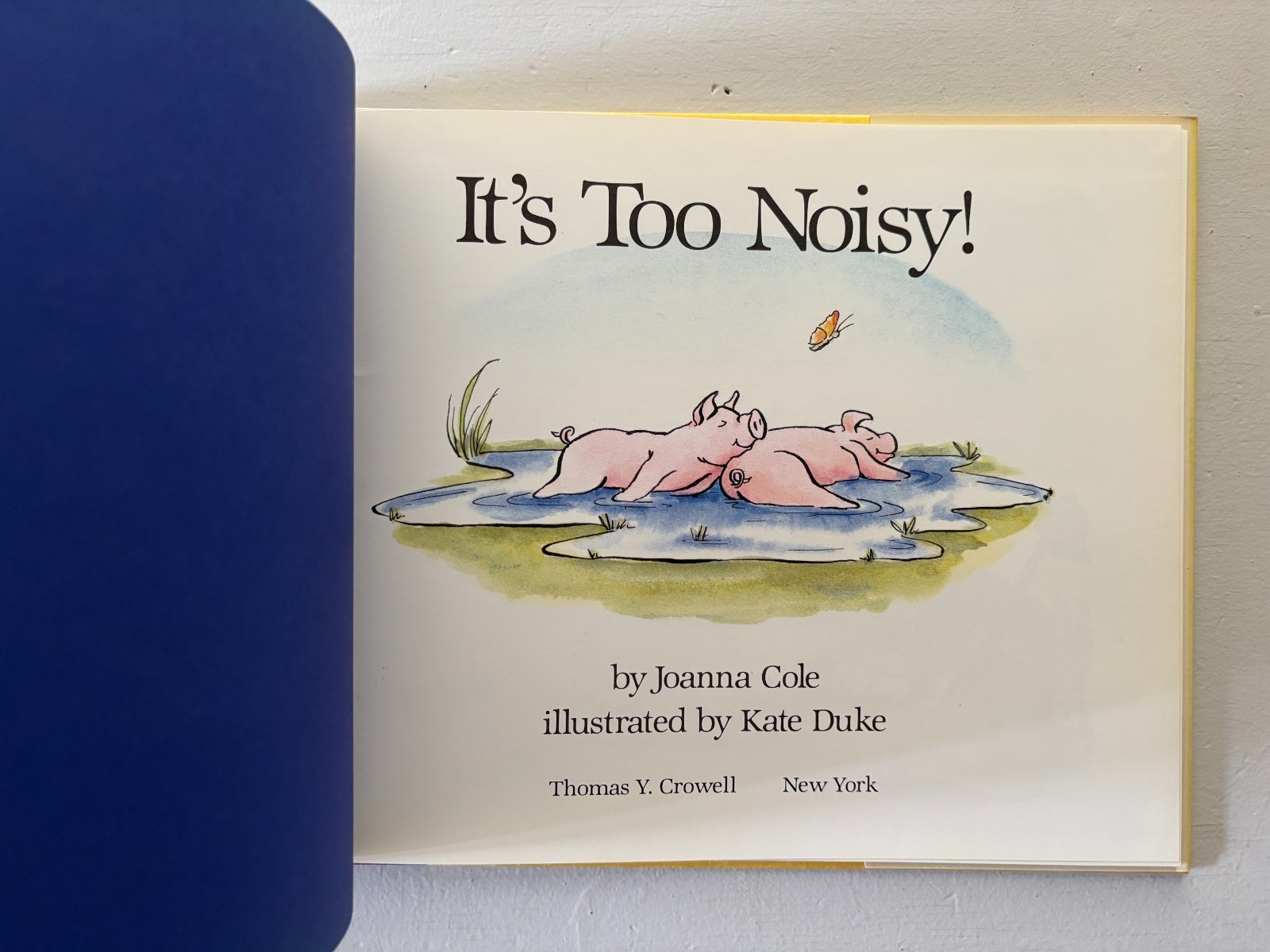 It&rsquo;s Too Noisy! by Joanna Cole – 1989 First Edition Hardcover with Dust Jacket