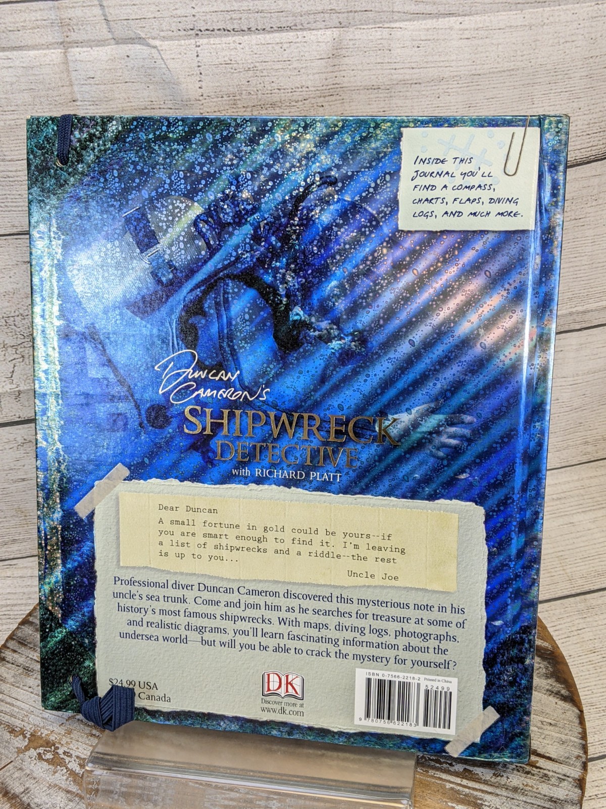 Duncan Cameron&rsquo;s Shipwreck Detective With Compass & Dive Log HC