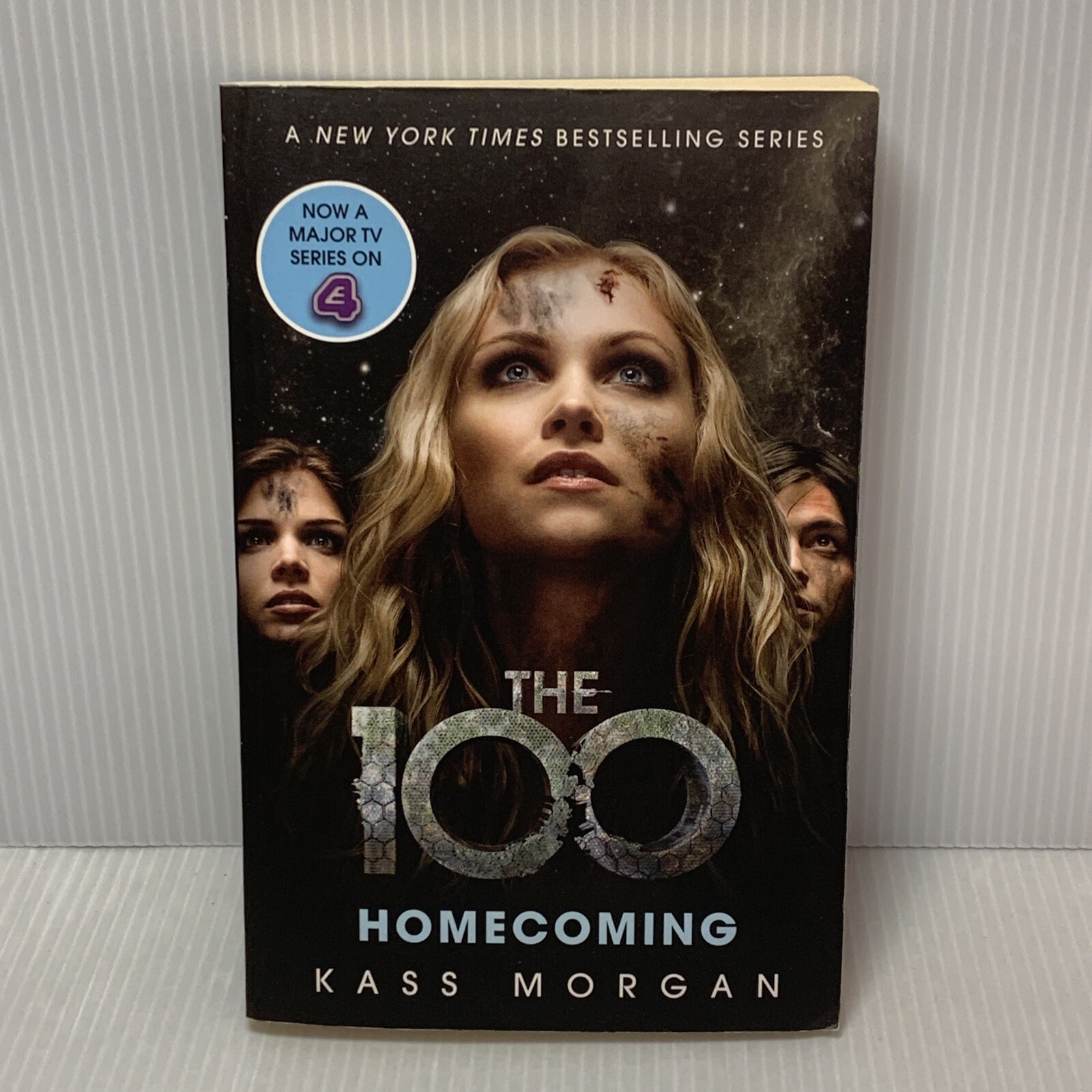 The 100: 4 Book Collection (100, Day 21, Homecoming, Rebellion) Kass Morgan, UK