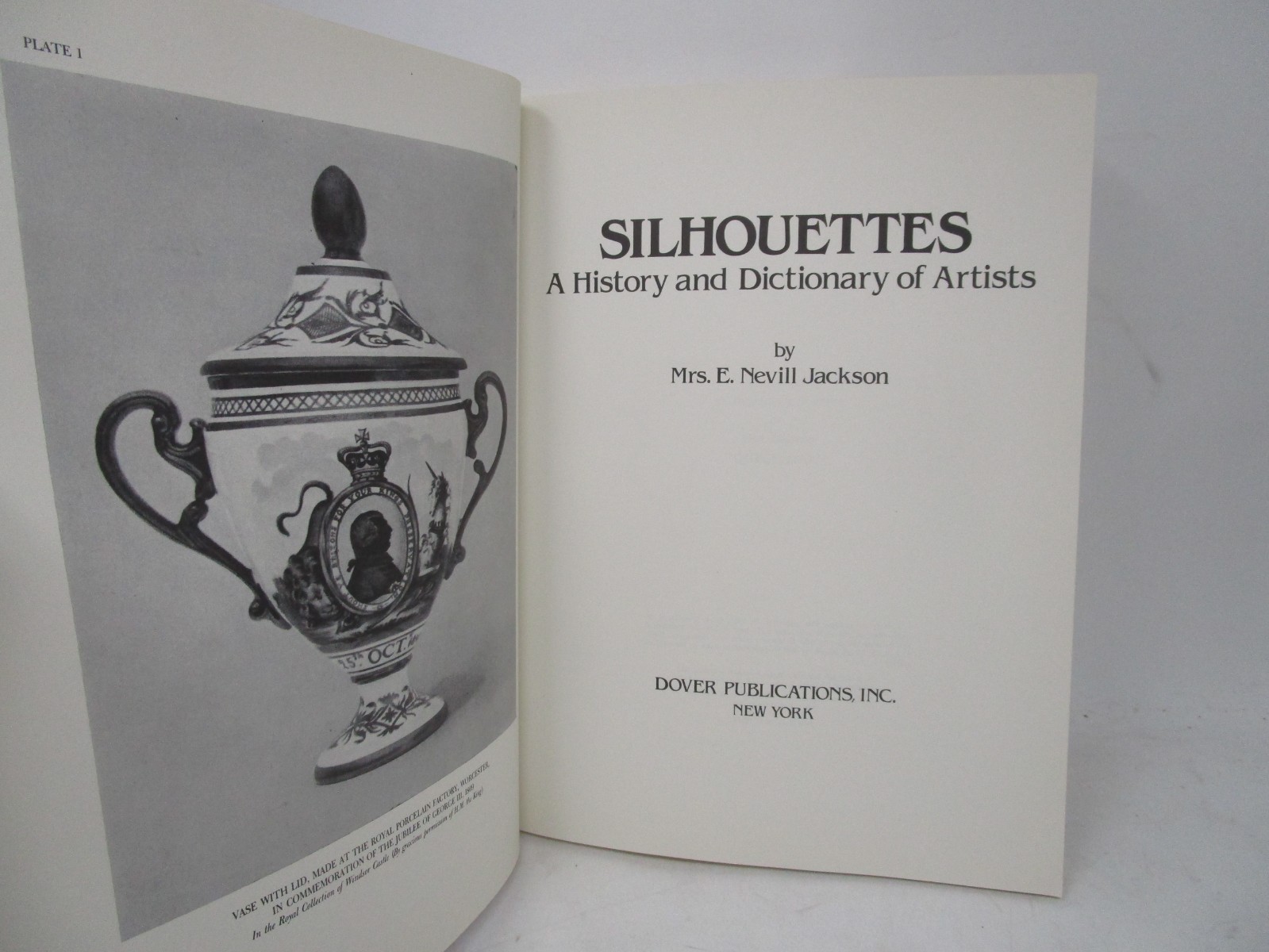 3 Volumes SILHOUETTES History and Dictionary 1920&rsquo;s designs.