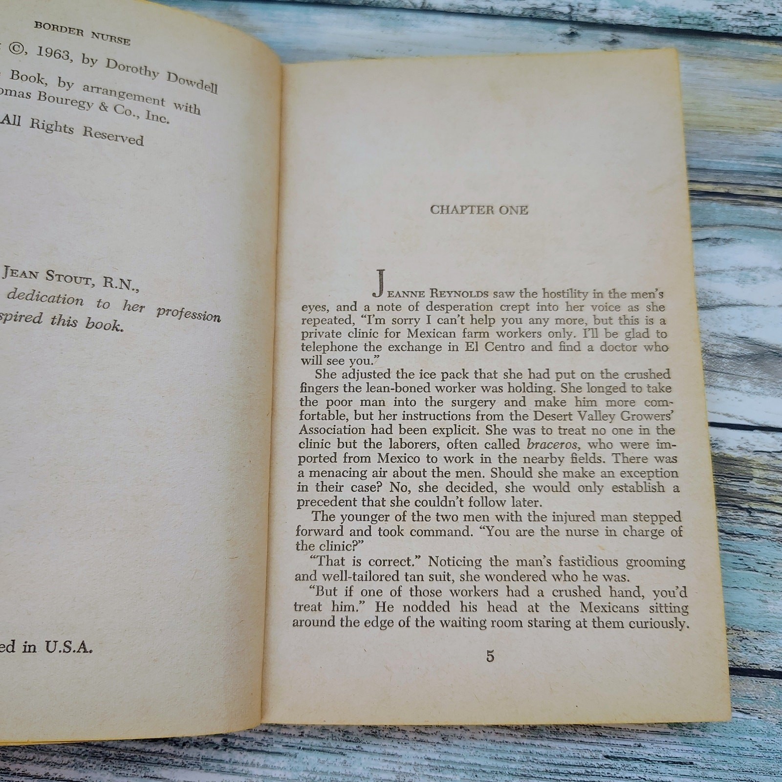Border Nurse Medical Romance Paperback Book Dorothy Dowdell Suspense Drama 1963