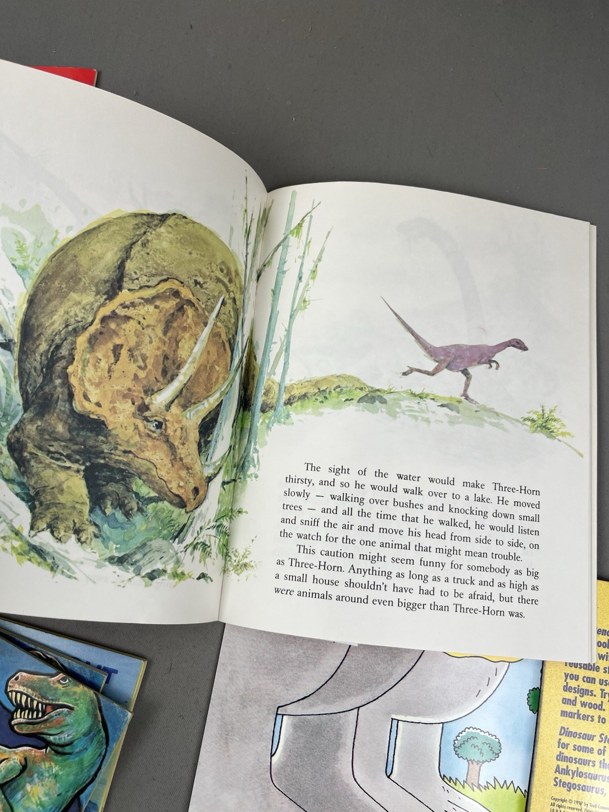 Lot of 9 Vintage Troll Associates Dinosaur Books Dinos Prehistoric Animals