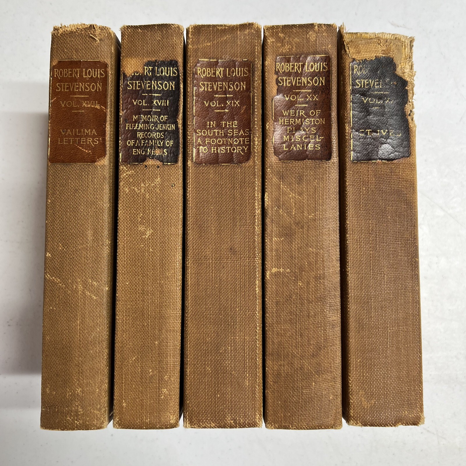 Robert Louis Stevenson works Volumes 1 & 3-26 (1900) Charles Scribner&rsquo;s Sons HC