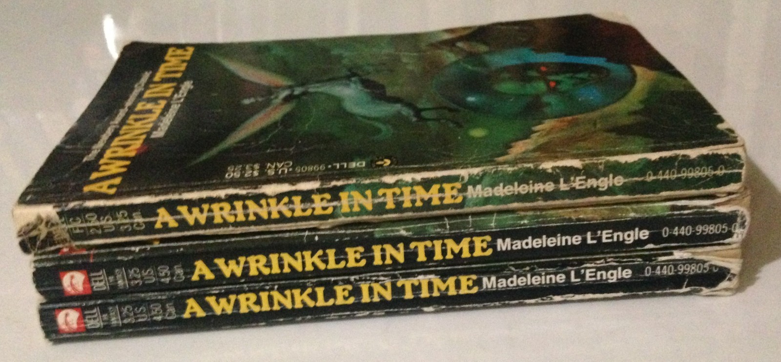 A Wrinkle in Time Madeleine L&rsquo;Engle Laurel Leaf PB Book 1976 *3 Copies*