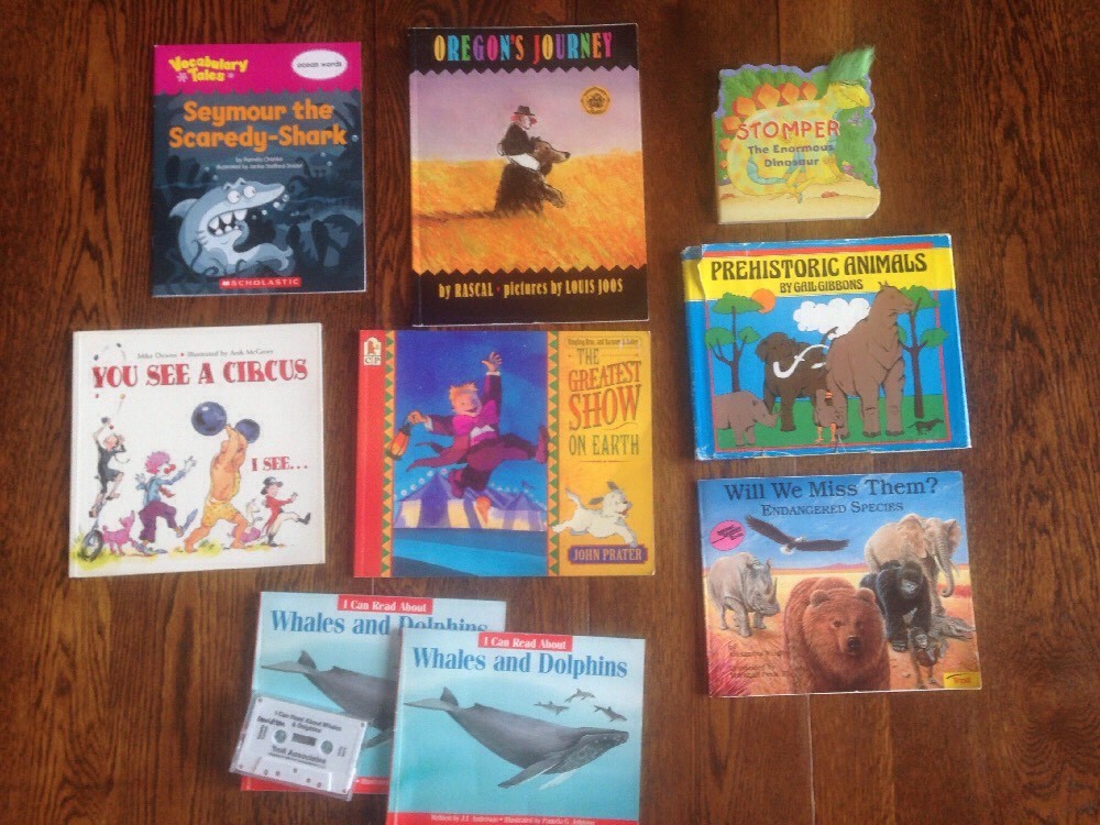 Lot H CHILDREN&rsquo;S BOOKS K-2 Themed: Circus/Sealife/Dinosaurs Prehistoric Animals