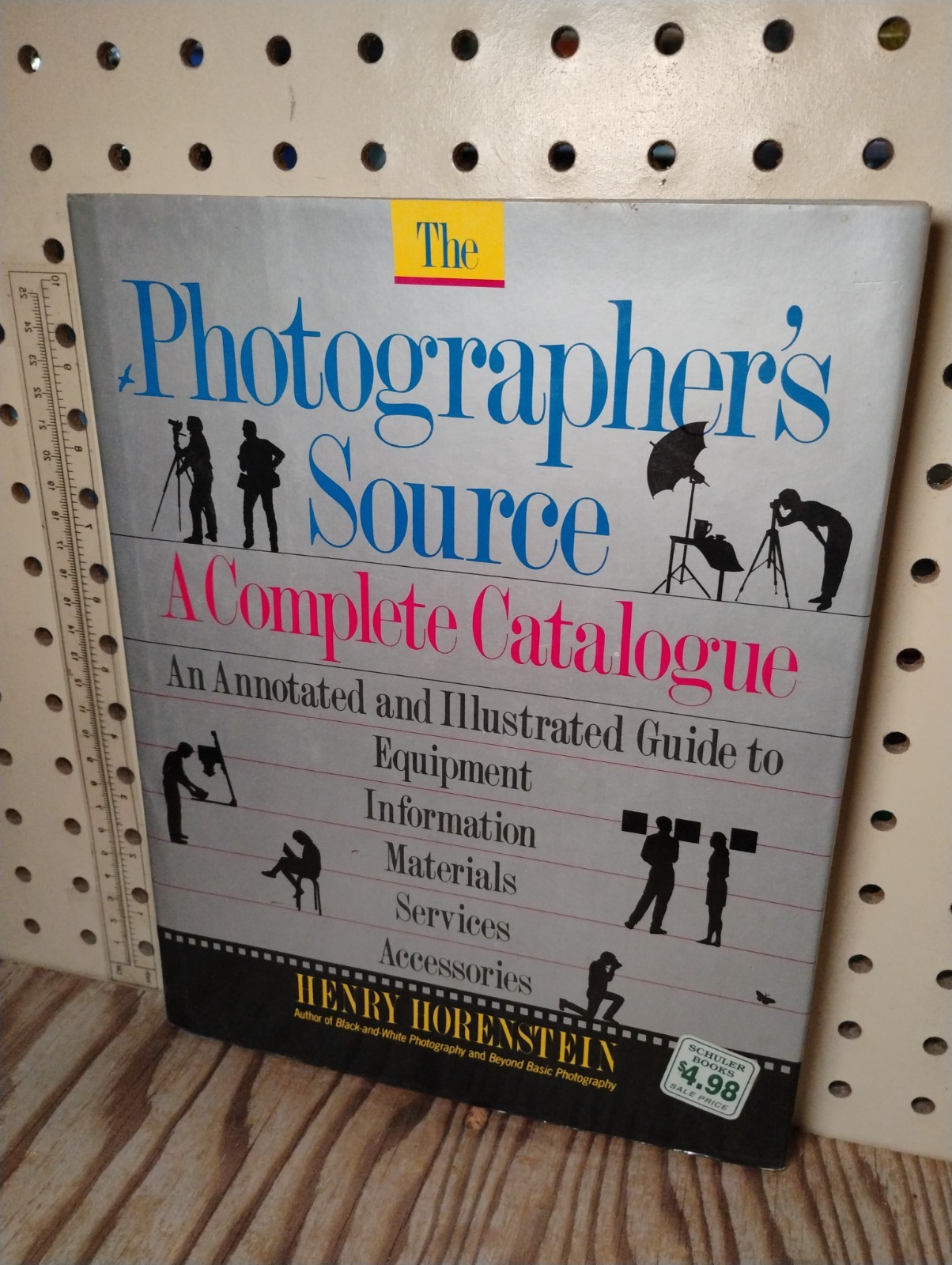 THE PHOTOGRAPHER&rsquo;S SOURCE Henry Horenstein