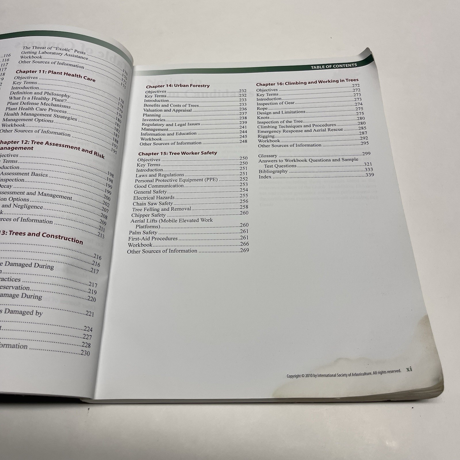 ISA Arborists&rsquo; Certification Study Guide Sharon Lilly Paperback – *READ Desc*