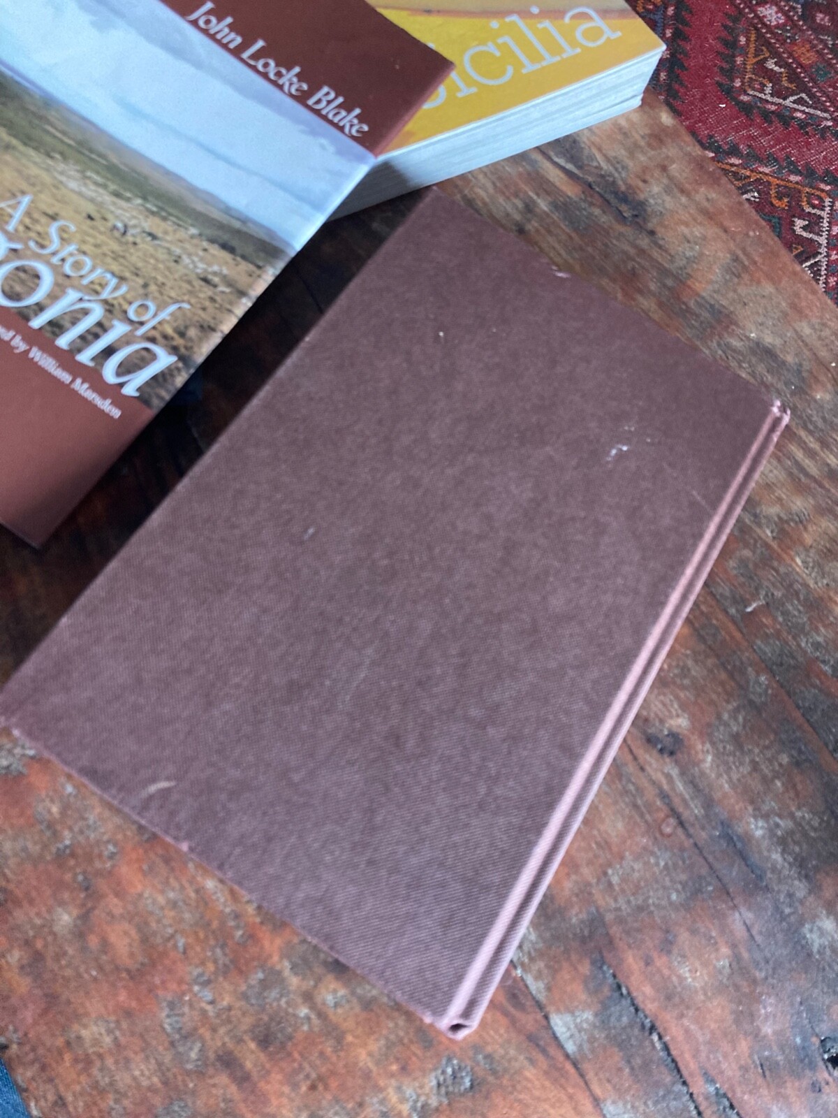 A Story of Patagonia by John Blake signed by the author, from ABC Librarias ARG