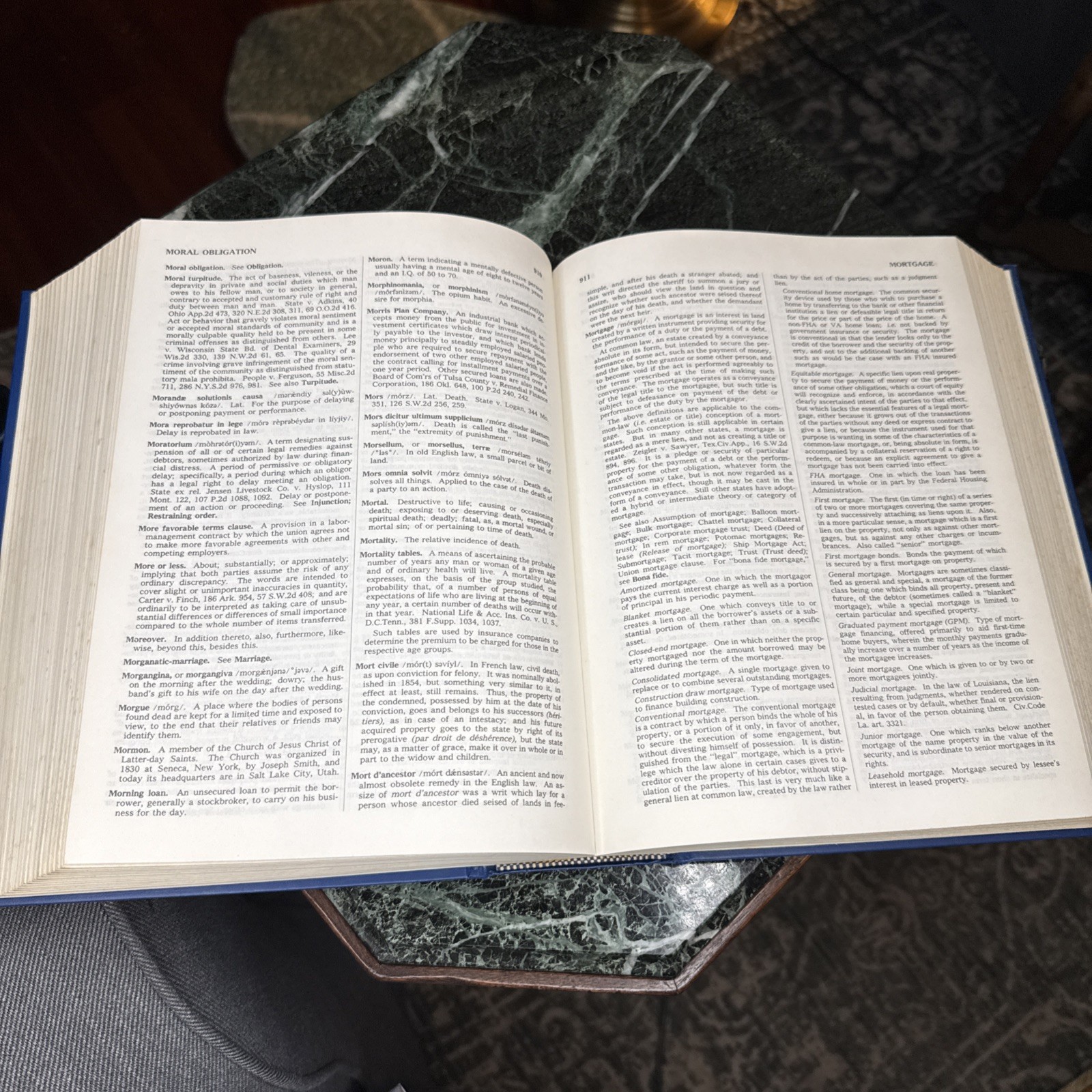 Black&rsquo;s Law Dictionary with Pronunciations 5th Edition Hardcover