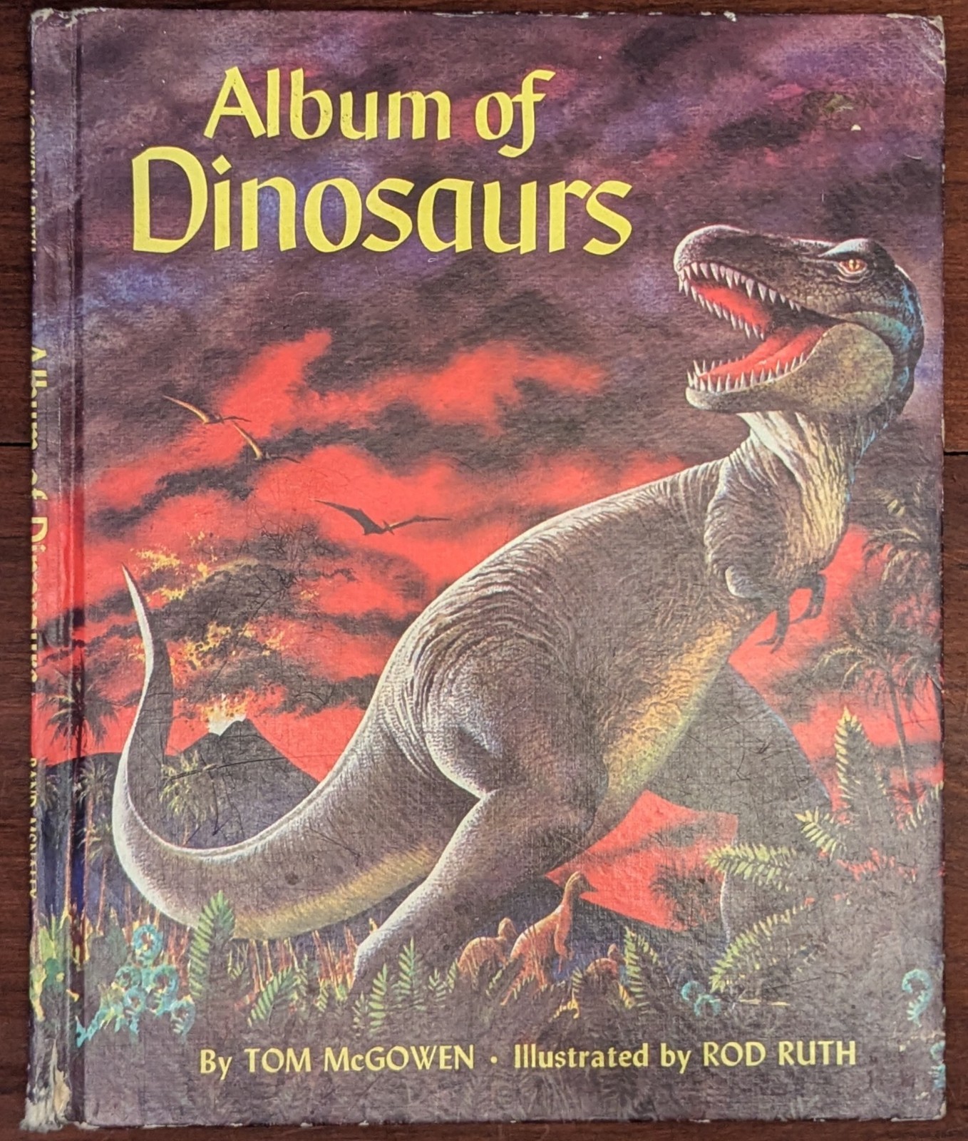 Album Of Dinosaurs Vintage Children&rsquo;s Hardcover Tom McGowen Rand McNally 1976