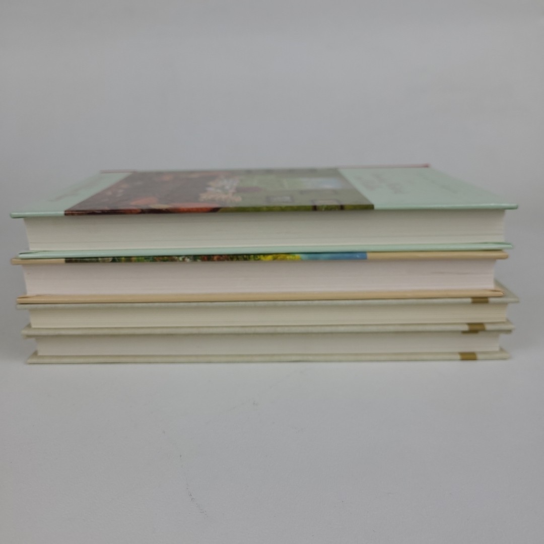 Lot of 18 Guidepost Books Amish Mysteries, Minister&rsquo;s Wife Inspirational HC