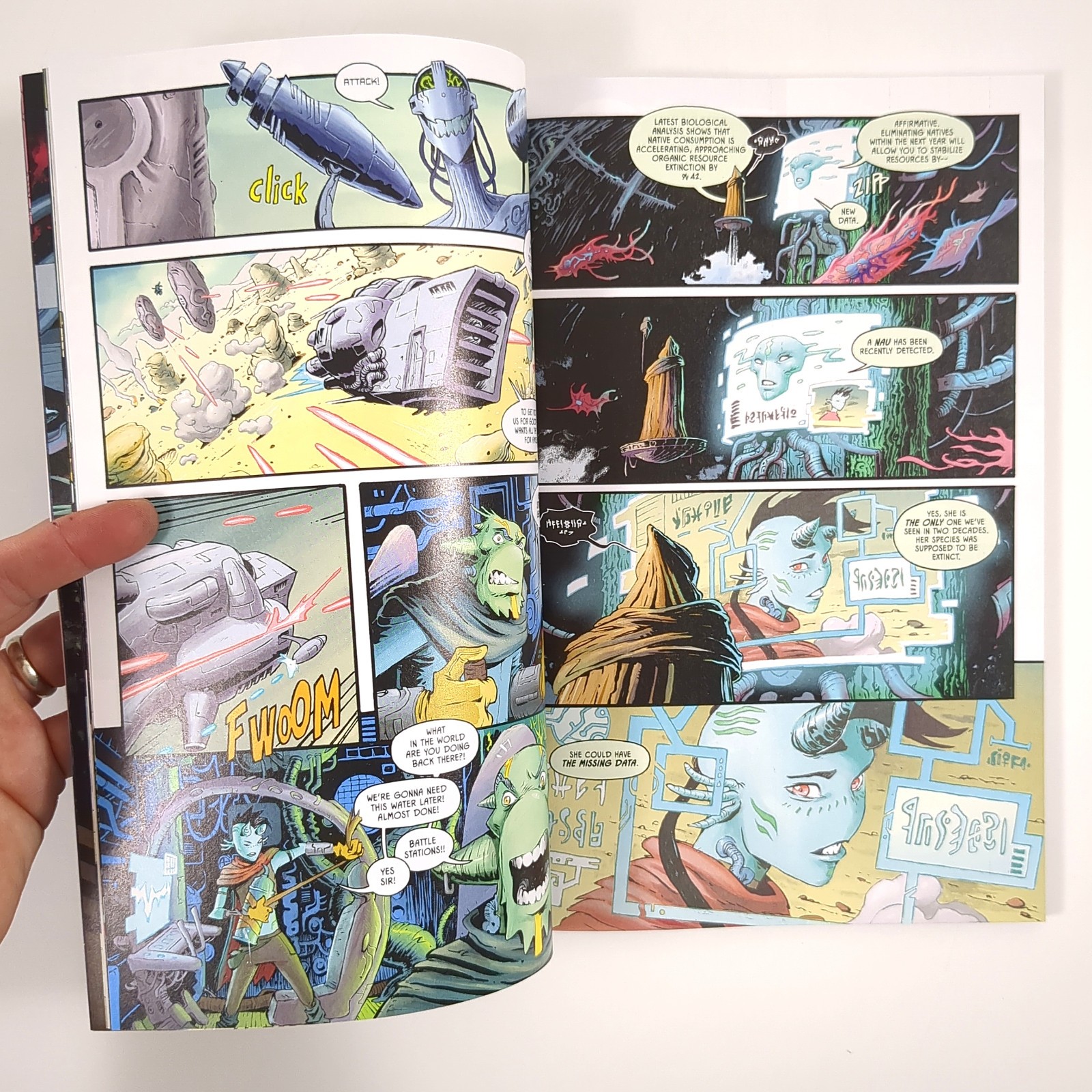 Voyagis Sci Fi Adventure Graphic Novel Paperback Book Sumeyye Kesgin 2023