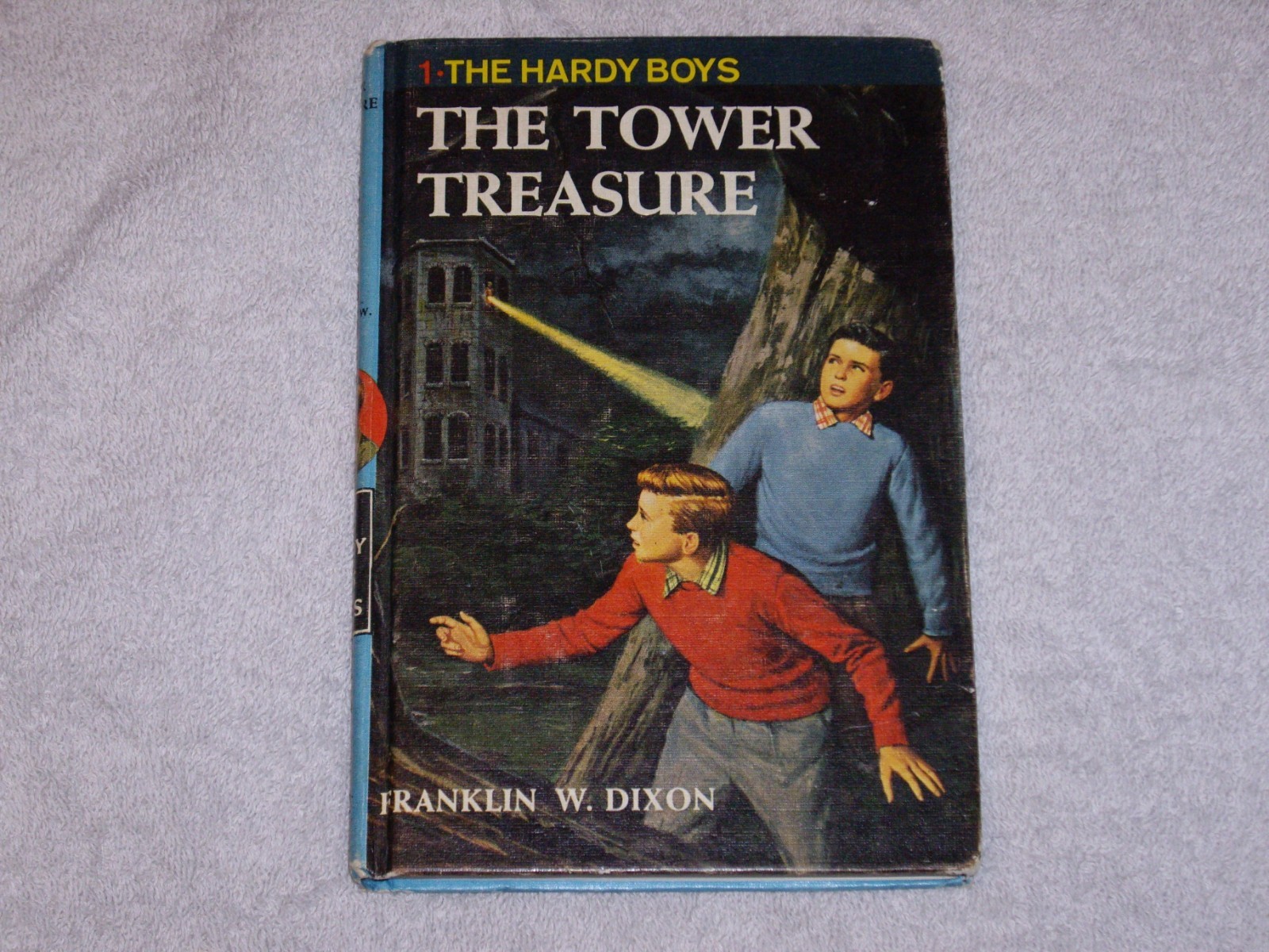 Vintage Hardcover Hardy Boys Books Blue Matte PC HC 1960&rsquo;s – 1970&rsquo;s Editions