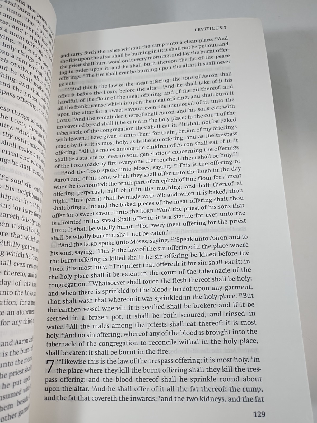 The Bible: King James Version with the Apocrypha (English)Edited by David Norton