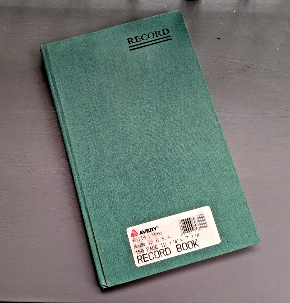 AVERY Record Book– 150 pages, 12&Prime; x 4&Prime; x 7&Prime; –FAST SHIPPING