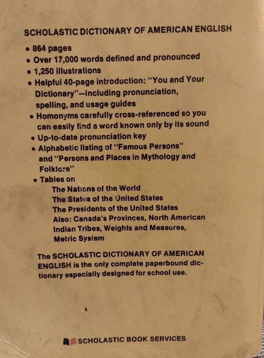 VINTAGE SCHOLASTIC DICTIONARY OF AMERICAN ENGLISH 1970&rsquo;s PAPERBACK 864 PAGES