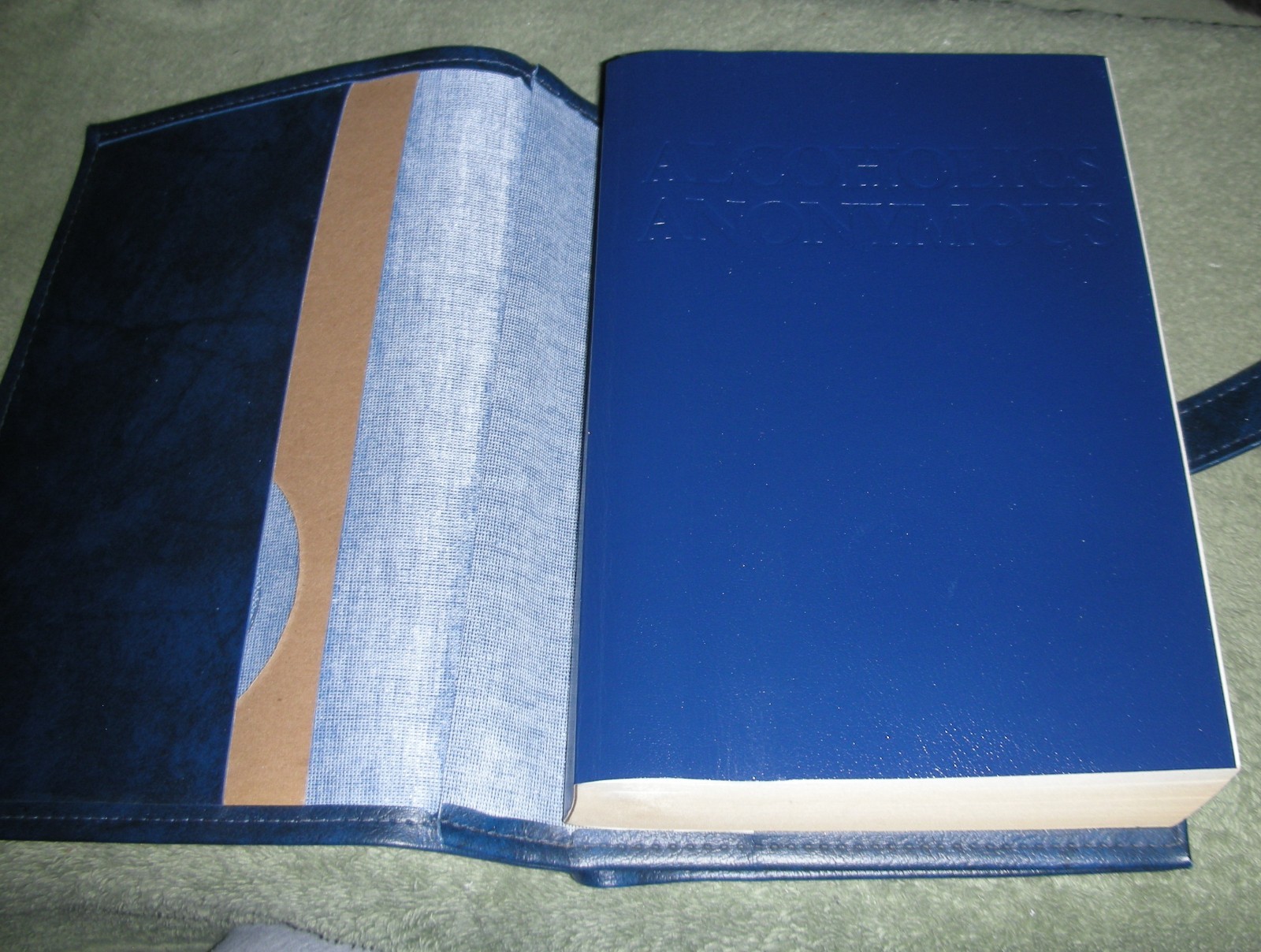 Deluxe ALCOHOLICS ANONYMOUS Big Book Ed 4 & 12 Steps & 12 Traditions in Holder