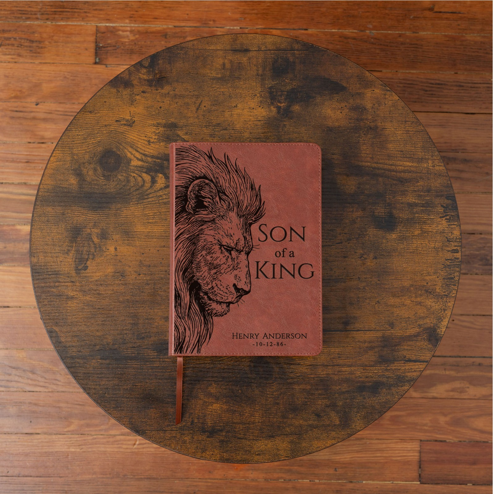 Personalized ESV Men&rsquo;s Study Bible, Son of a King Lion Design, Name Engraved