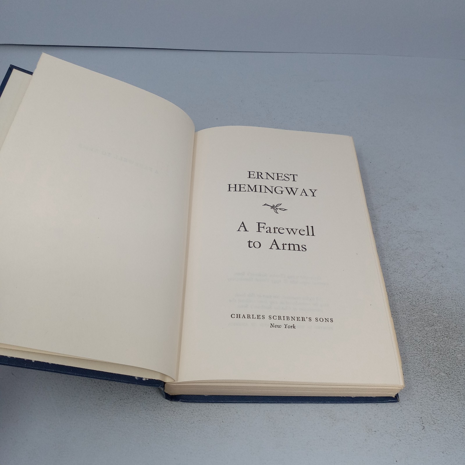 A Farewell to Arms: 1957 Charles Scribner&rsquo;s Sons Hardcover by Ernest Hemingway