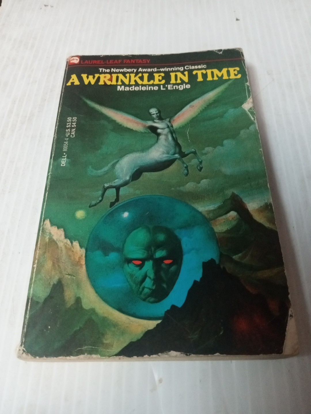 A Wrinkle in Time by Madeleine L&rsquo;Engle 1976 Vintage Paperback