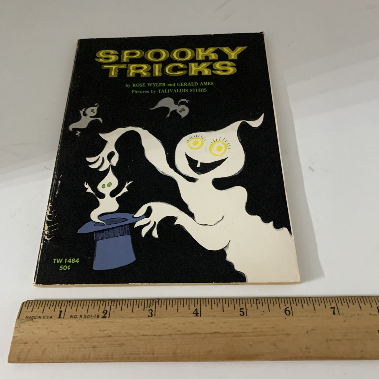 Darling Vintage 1960&rsquo;s Spooky Tricks Written by Rose Wyler & Gerald Ames