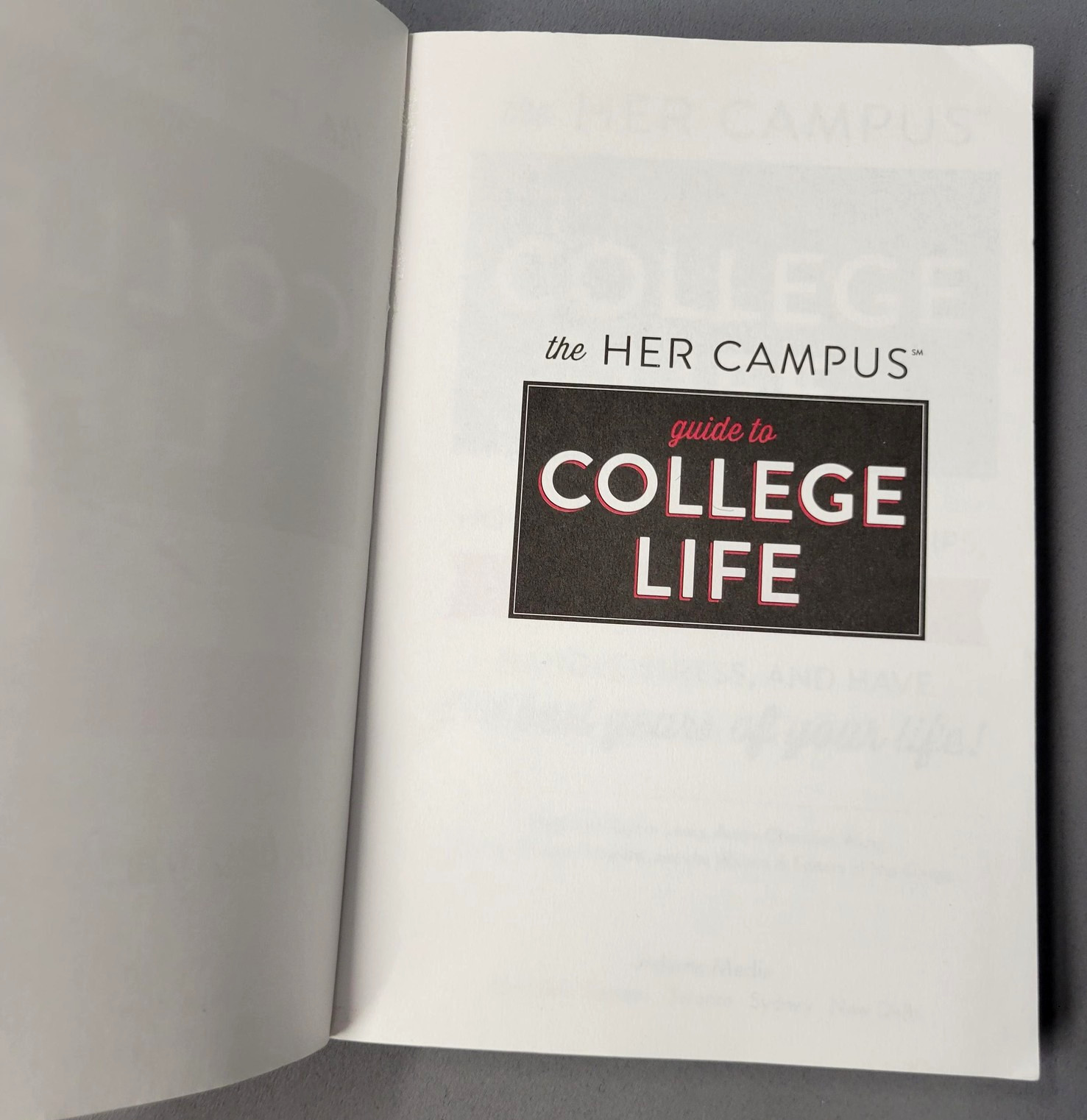 Her Campus Guide to College Life Paperback 2015 Adams Media Made in USA Book