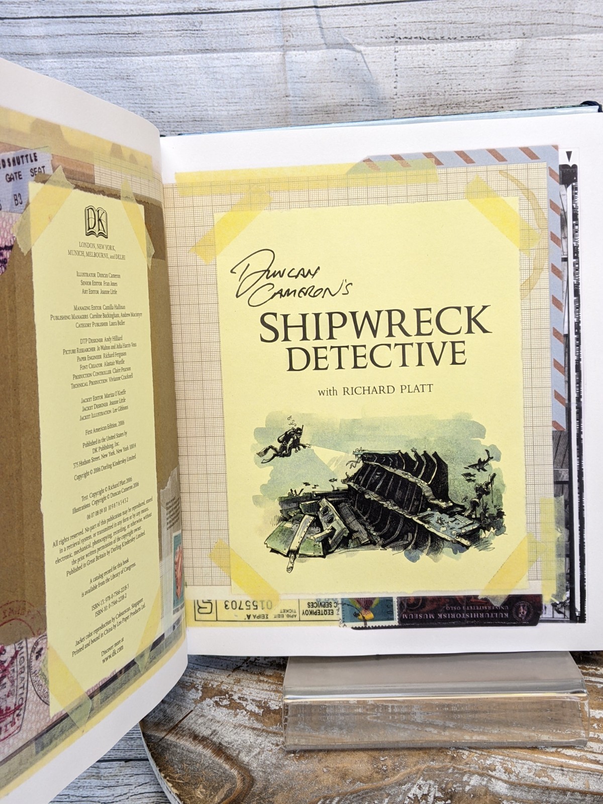 Duncan Cameron&rsquo;s Shipwreck Detective With Compass & Dive Log HC