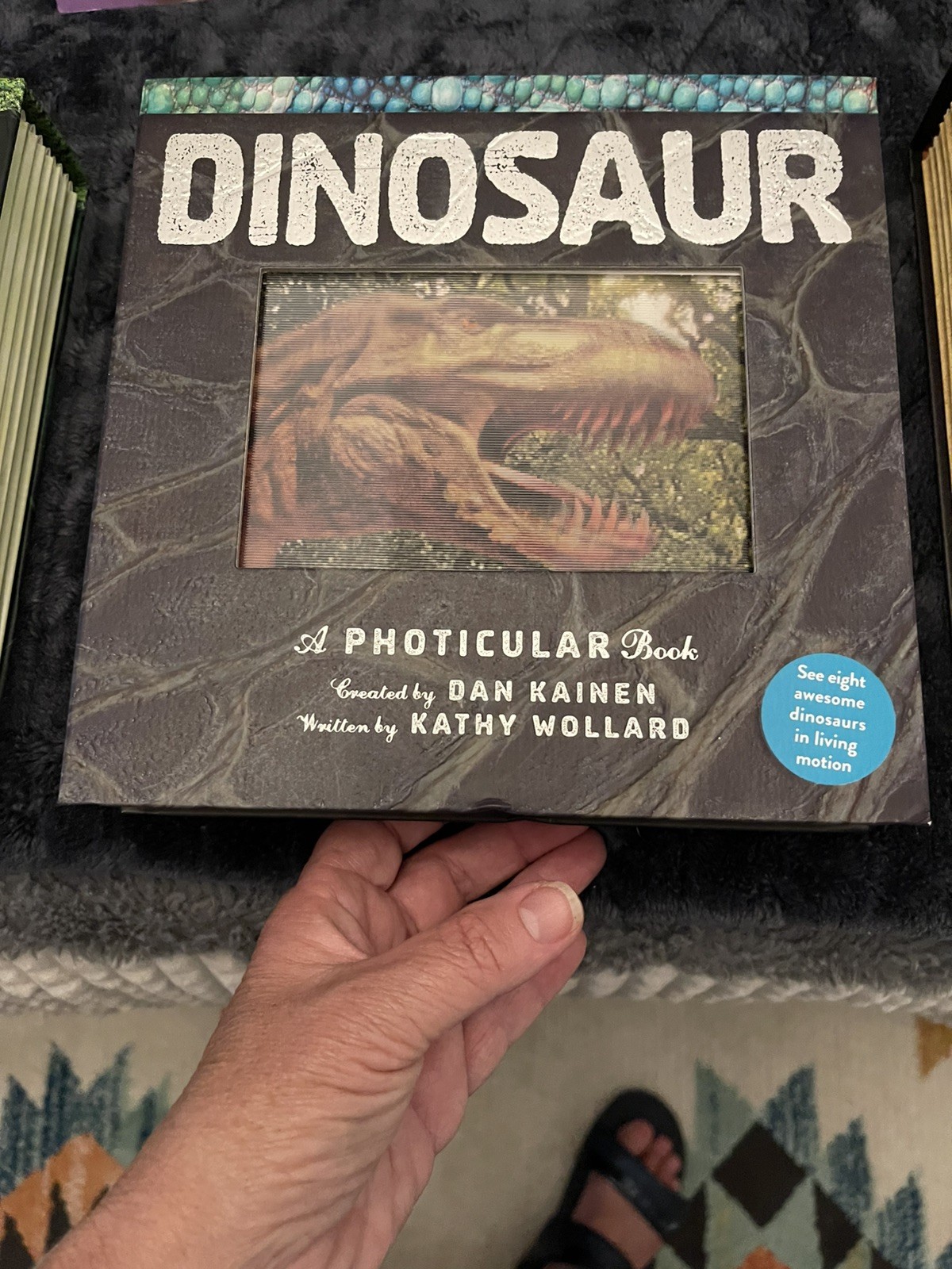 A Photicular Book, by Kainen Dan; Kaufmann Carol – Safari, Dinosaur, Jungle
