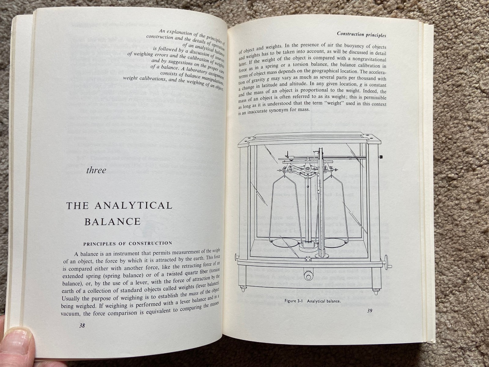 QUANTITATIVE CHEMISTRY: A Laboratory Text, Jurg Waser 1964 PB, 435 pages