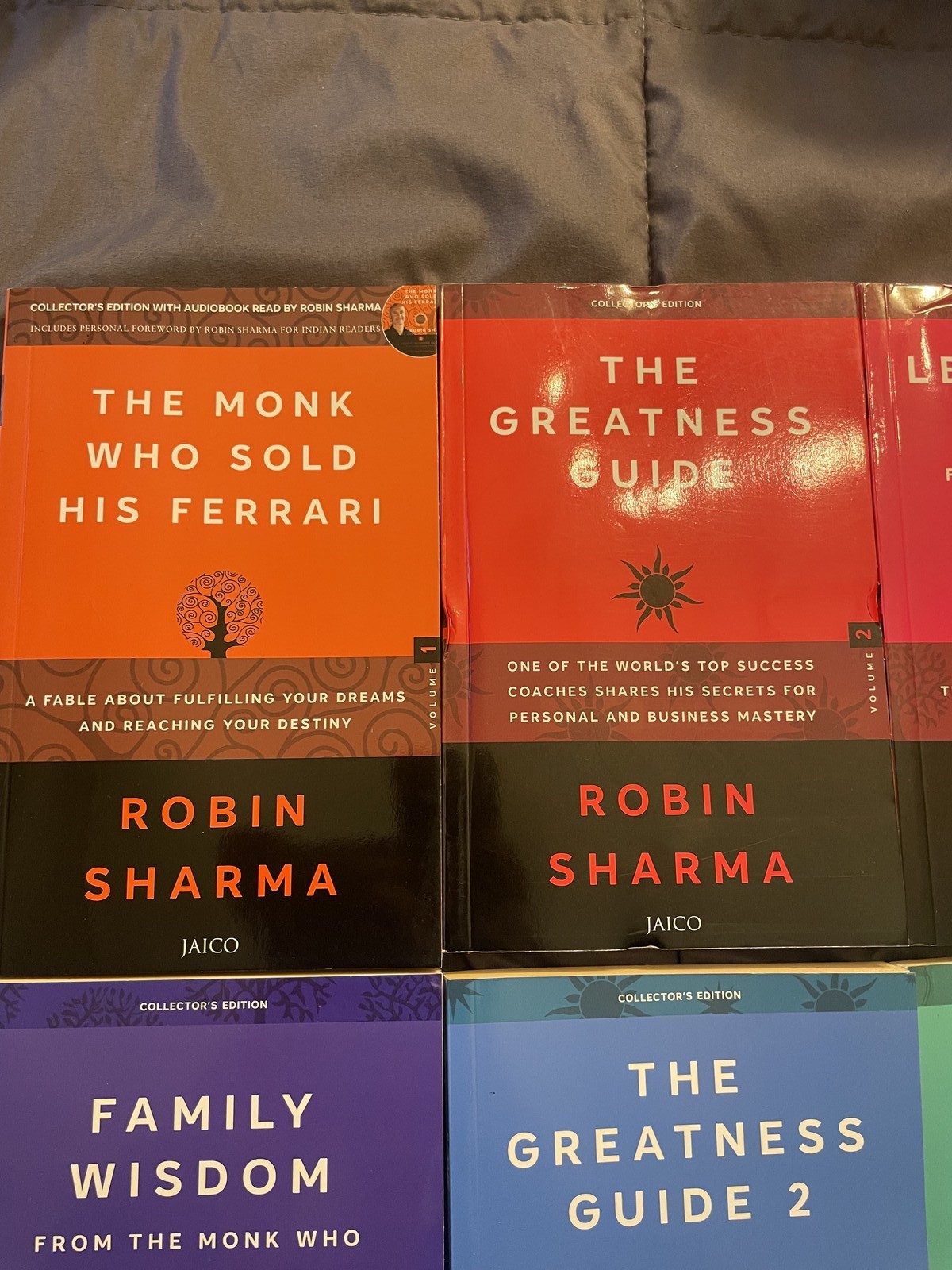 Robin Sharma Collector&rsquo;s Edition 10 Volume Pack The Monk Who Sold His Ferrari