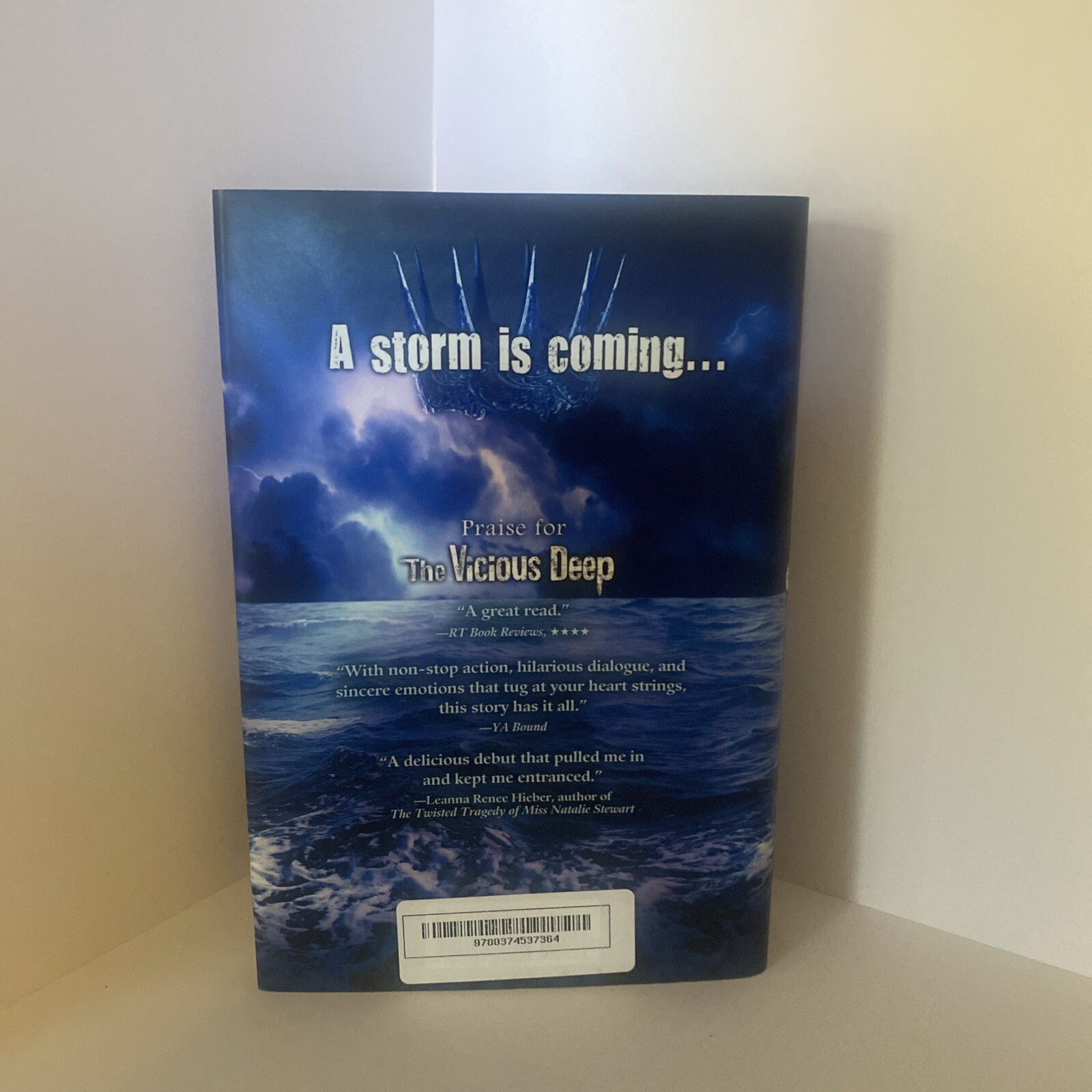 2013 large paperback THE SAVAGE BLUE book by Zoraida Cordova – 408 pages