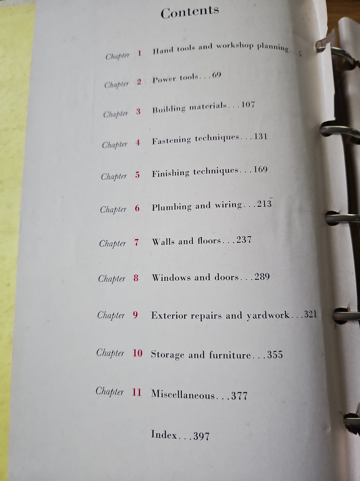 Better Homes & Gardens Handyman&rsquo;s Book 5 Ring Binder 400 pages 1957 Fix It