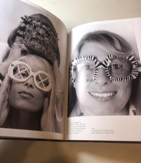 Fashion in the &rsquo;70s 1970 1970s hippy chic peasant retro disco punk book couture