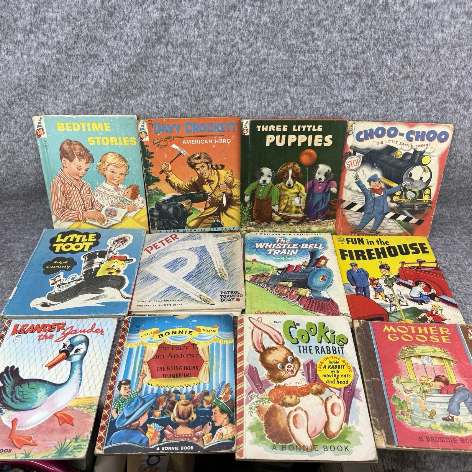 ✅Mixed Lot Of 28 VTG HC Childrens Books Rand McNally Wonder Books and Various