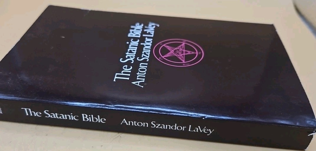 Satanic Bible by Anton La Vey (1976, Mass Market)