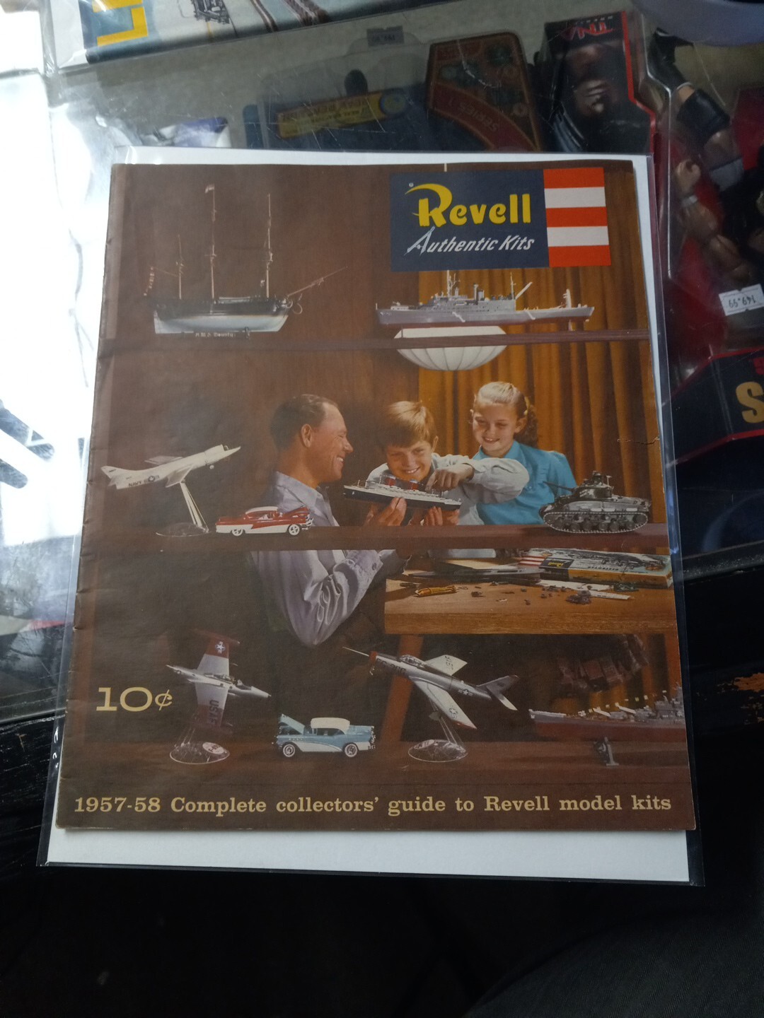 REVELL AUTHENTIC KITS 1957 – 1958 COLLECTOR&rsquo;S GUIDE CATALOG ~ Very Nice