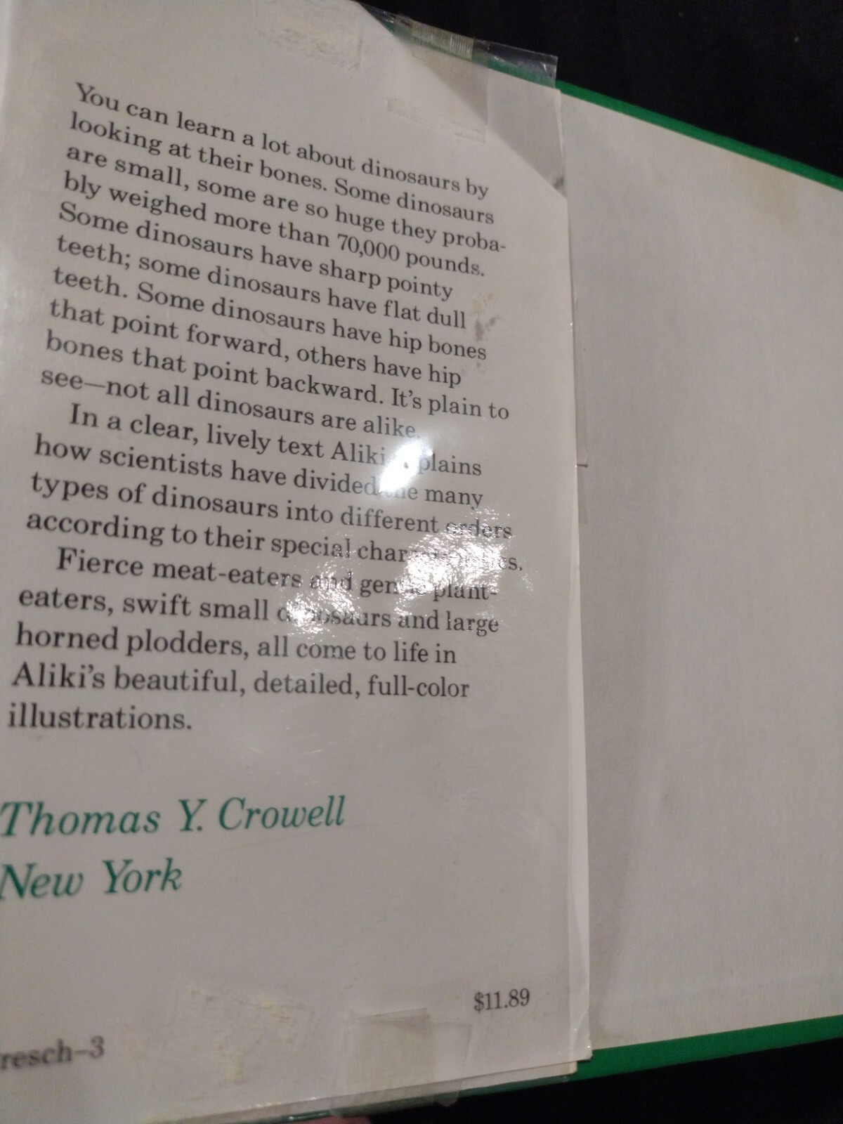 Let&rsquo;s-Read-and-Find-Out-Science Ser.: Dinosaurs Are Different by Aliki (1985,…
