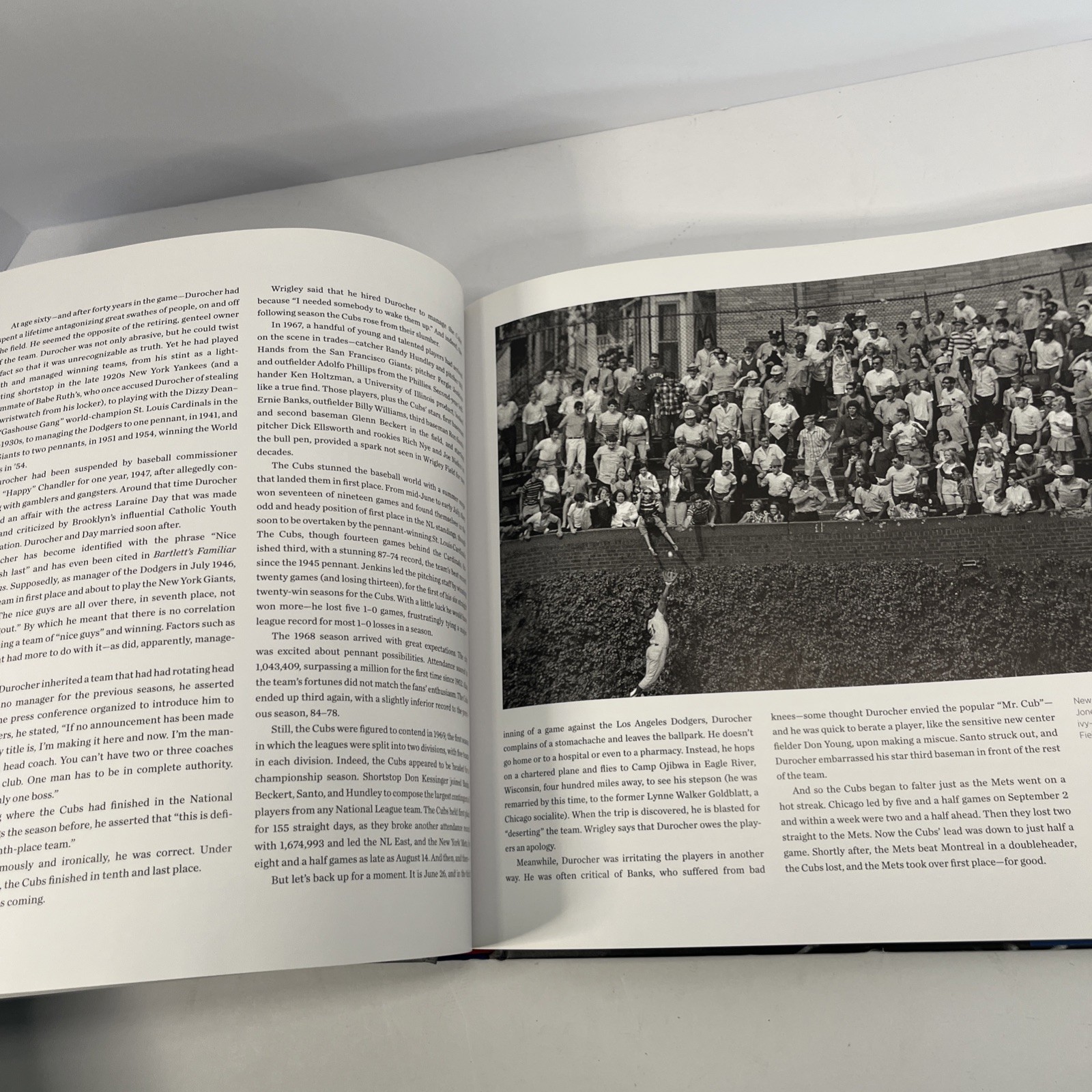 Wrigley Field : An Oral and Narrative History of the Home of the Chicago Cubs by