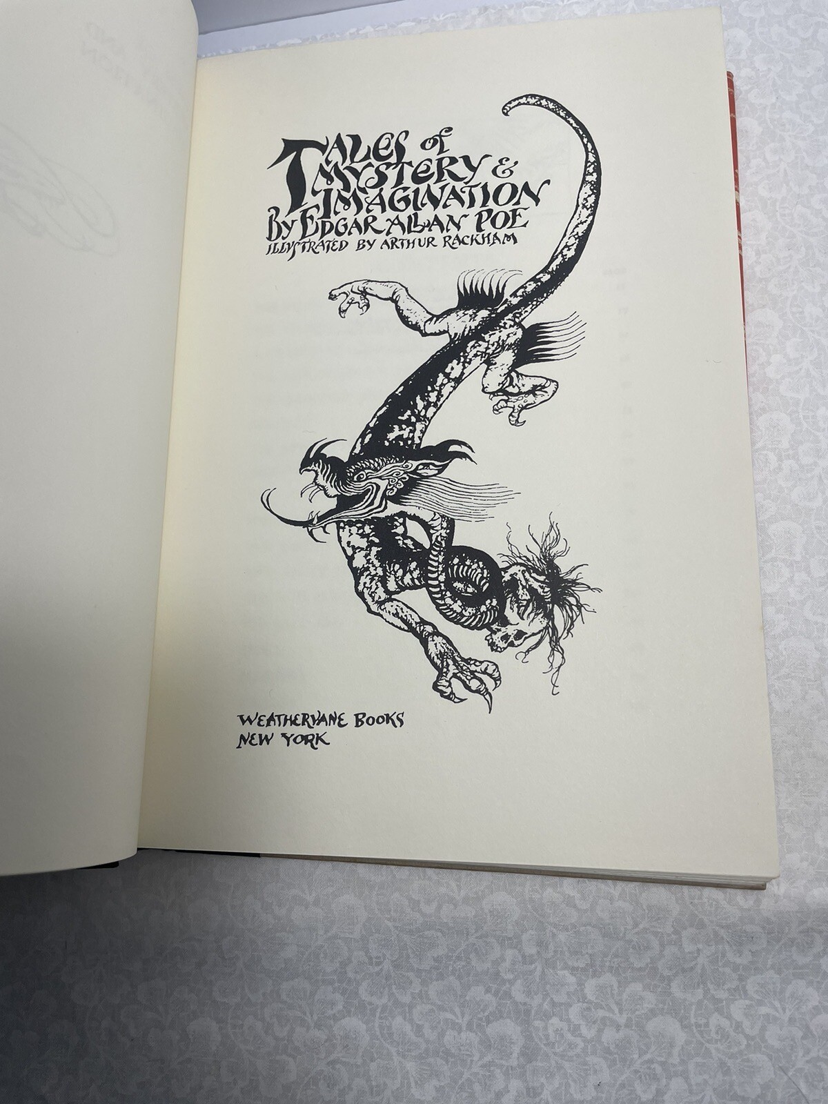 Vintage 1935 « POE&rsquo;S TALES OF MYSTERY & IMAGINATION » 317-Page Hardcover