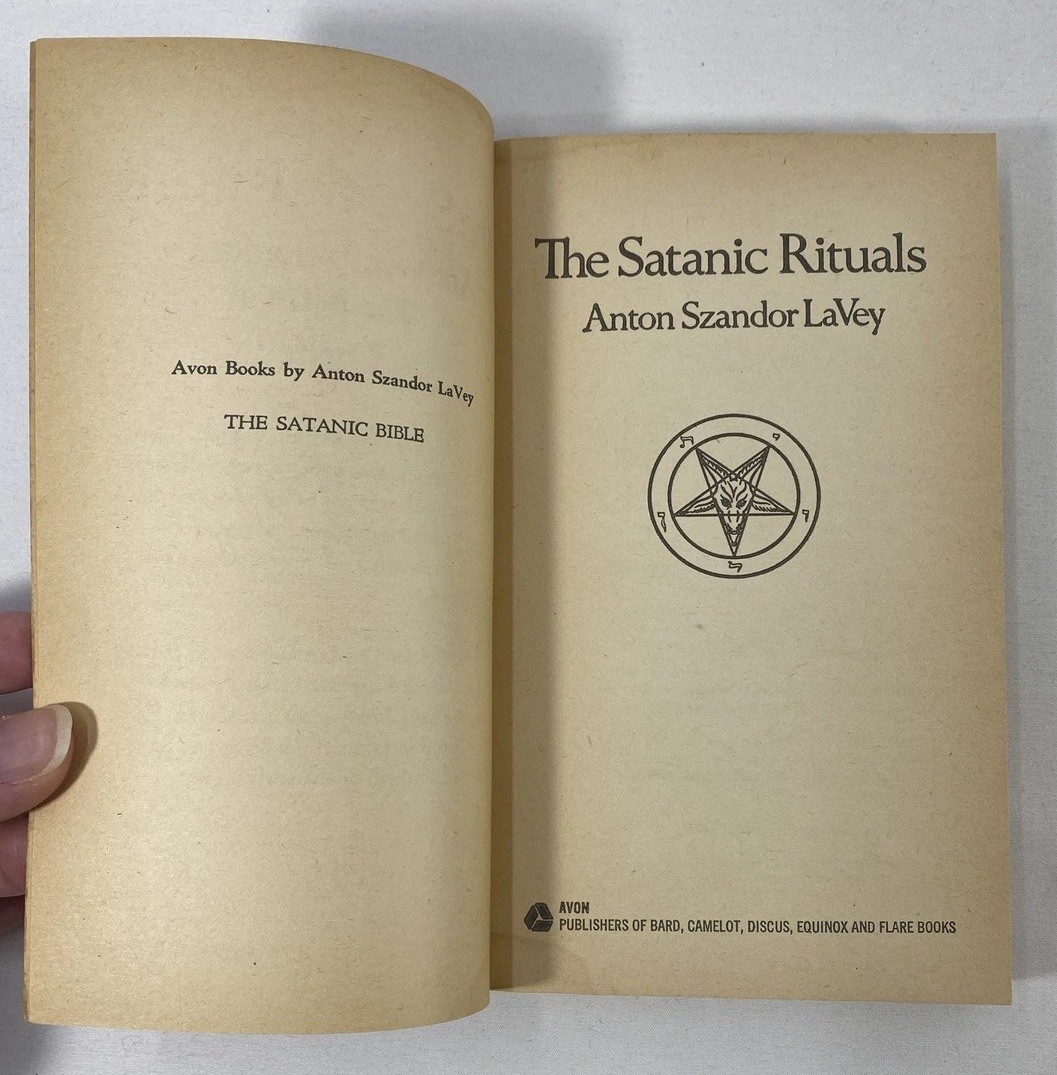 2 PB lot – The Satanic Rituals + The Devil&rsquo;s Notebook – Anton Szandor LaVey