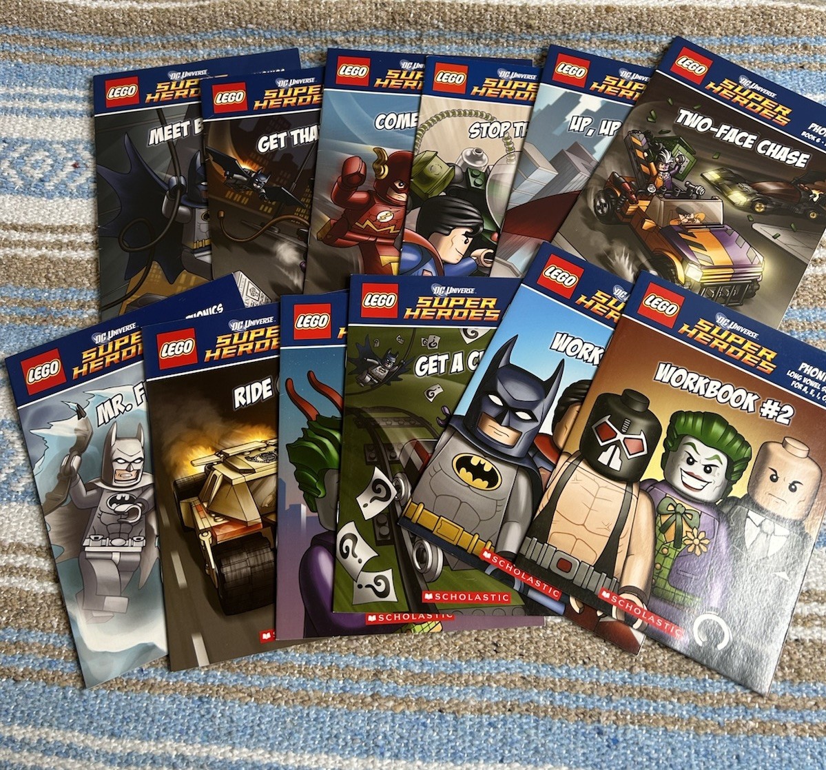 LEGO DC Super Heroes: Phonics Boxed Set 10 Books + 2 Workbooks-Complete Set