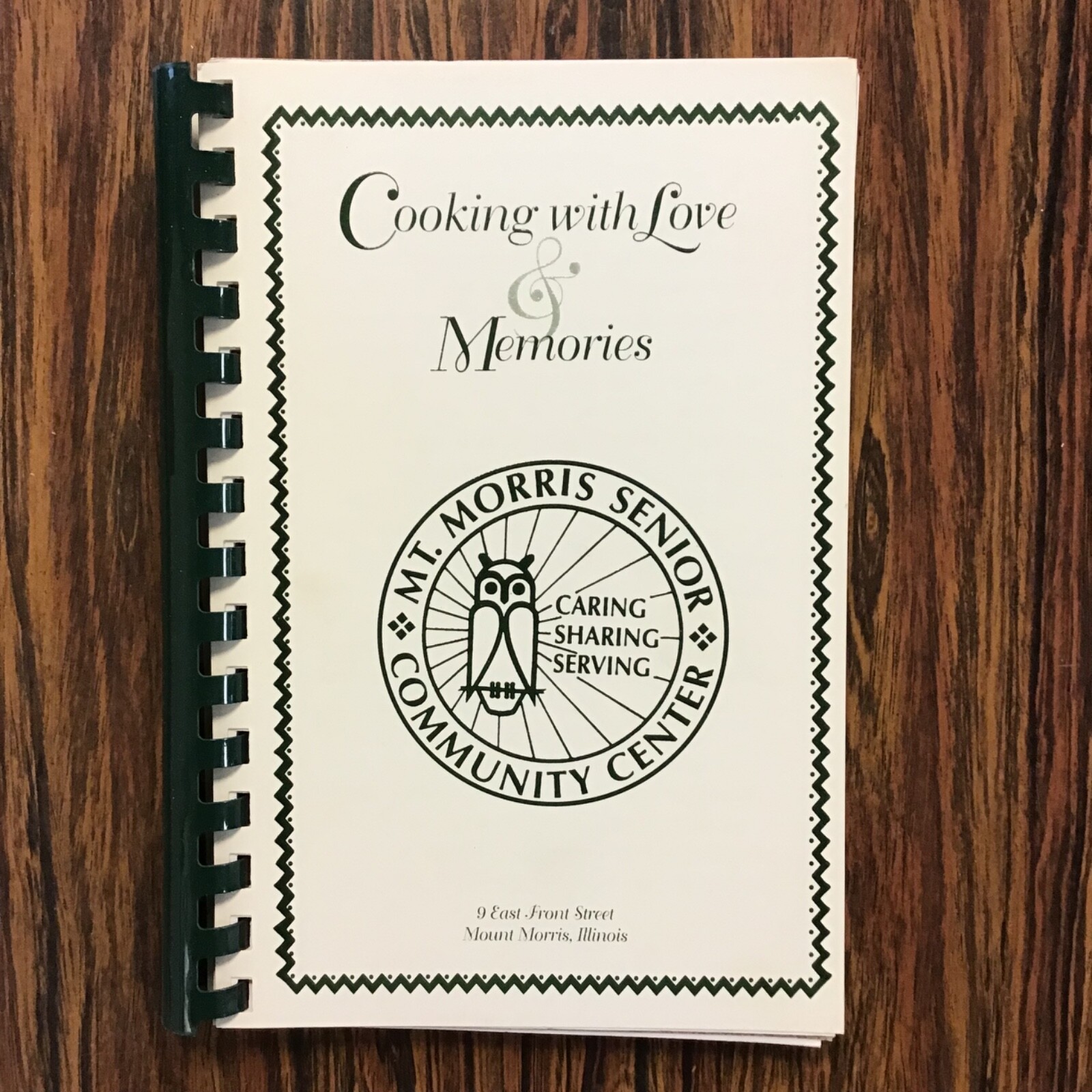 Mt Morris Illinois Senior Community Center 1996 Vtg Cookbook. SEE index photos