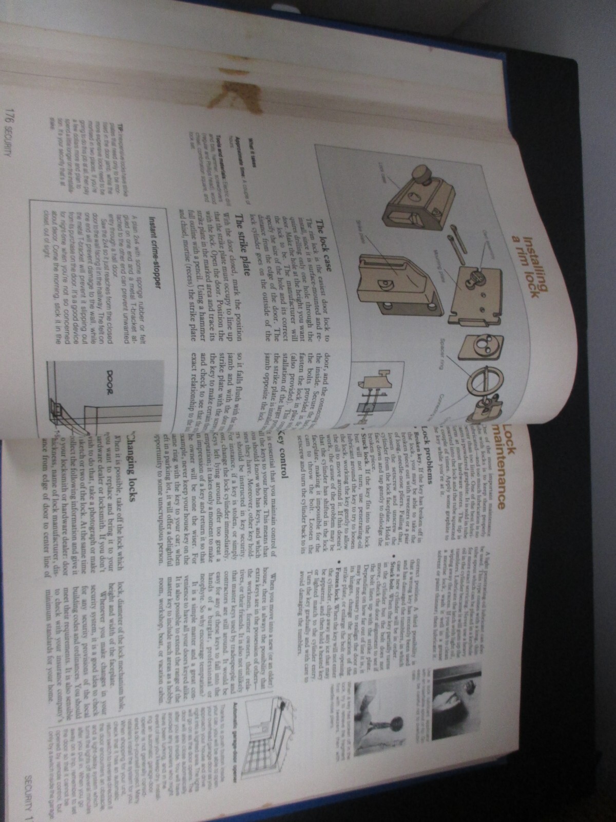 Petersen&rsquo;s Home Repair&Maintenance Guide 1977 Hardcover 576 Pages