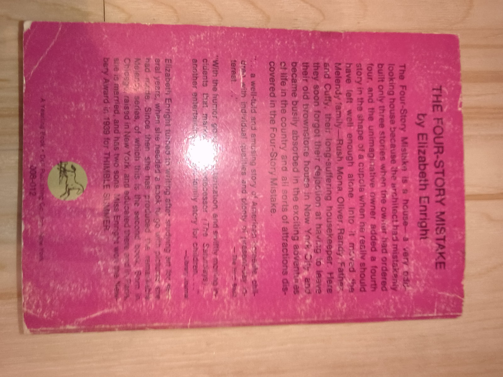 The Four-Story Mistake Elizabeth Enright 1973 Dell Yearling Children&rsquo;s Fantasy