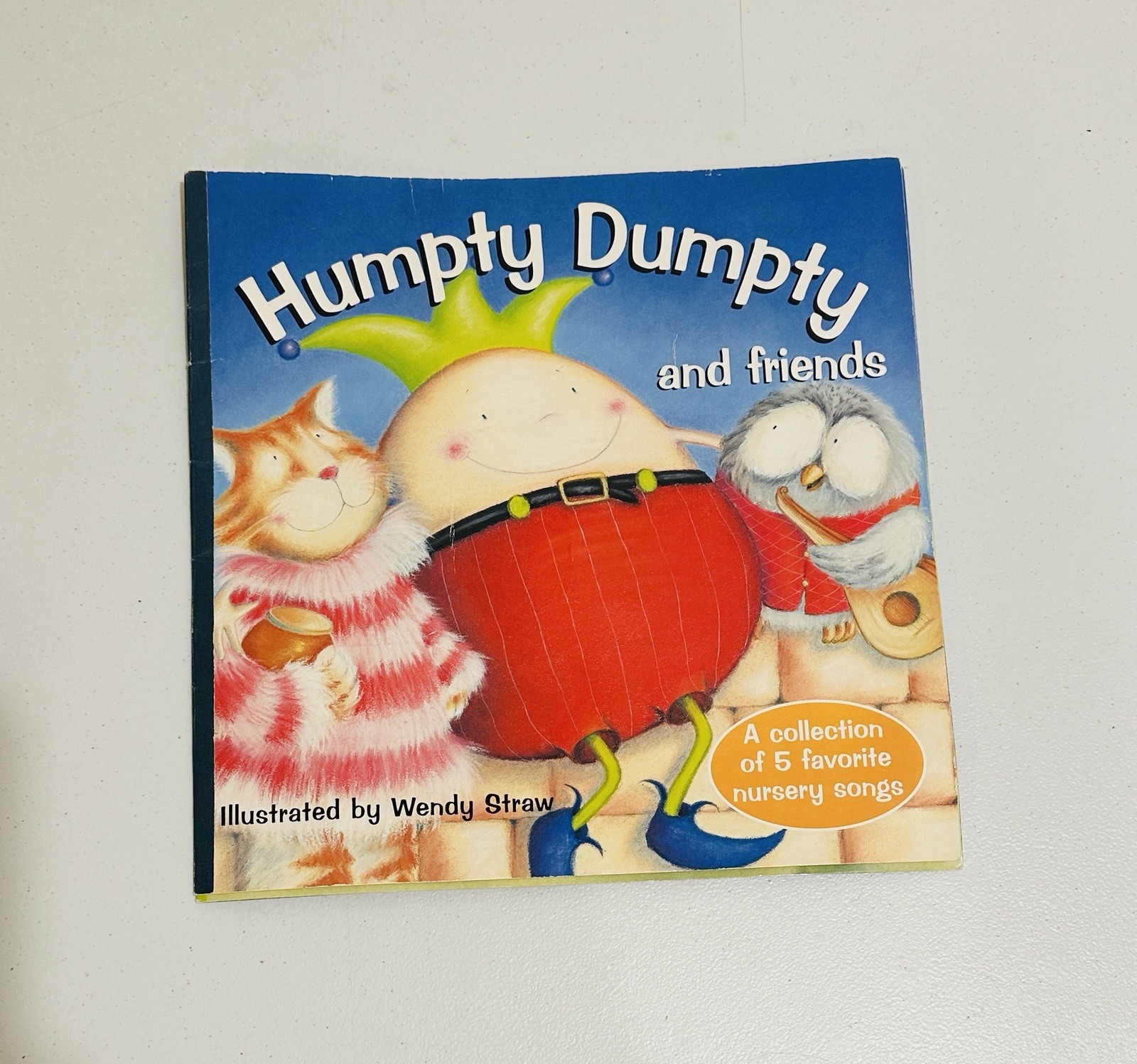 Lot Of 2 Nursery Rhyme Books Illustrated By Wendy Straw Humpty Dumpty Old Macdon