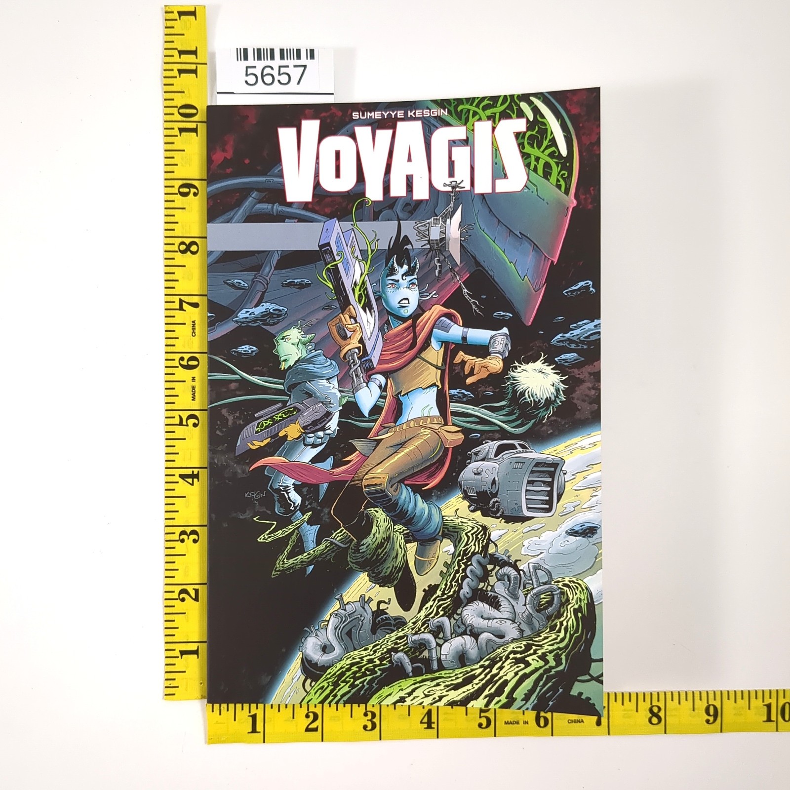 Voyagis Sci Fi Adventure Graphic Novel Paperback Book Sumeyye Kesgin 2023